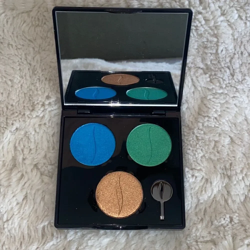 🌸HP🌸Sephora Custom Colorful Eyeshadow Case!